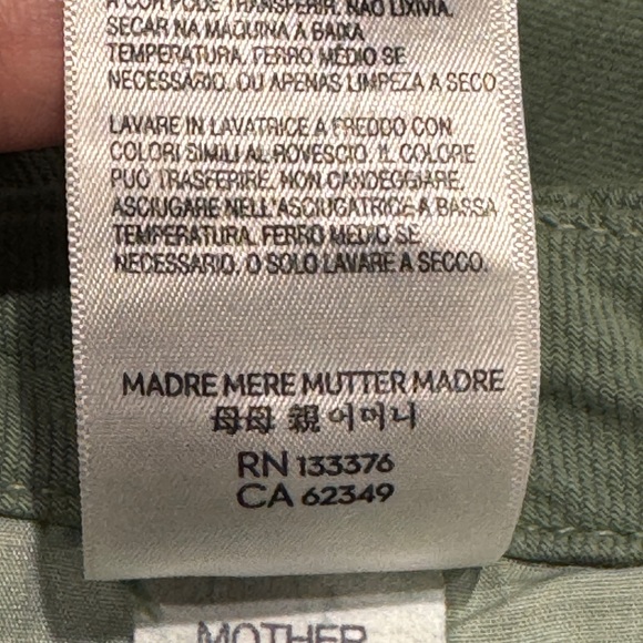 MOTHER pleated chute prep flood 
“whoops-a-daisy” - Picture 8 of 12